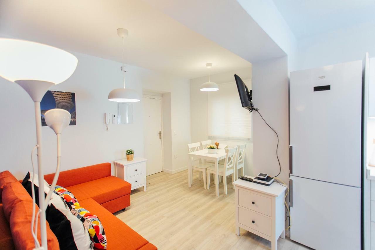Colorful And Diaphanous- 3Bd 1Bth - Peral Sevilla Bagian luar foto